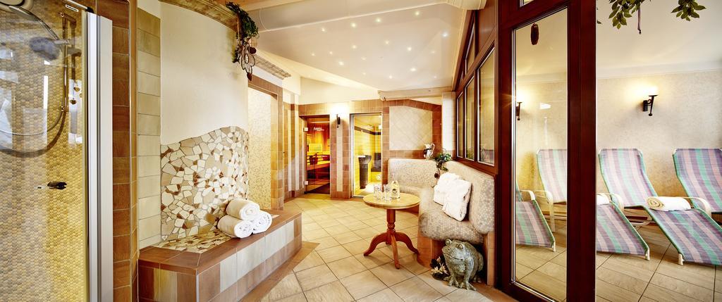 Hotel Flatscher Stuhlfelden ภายนอก รูปภาพ